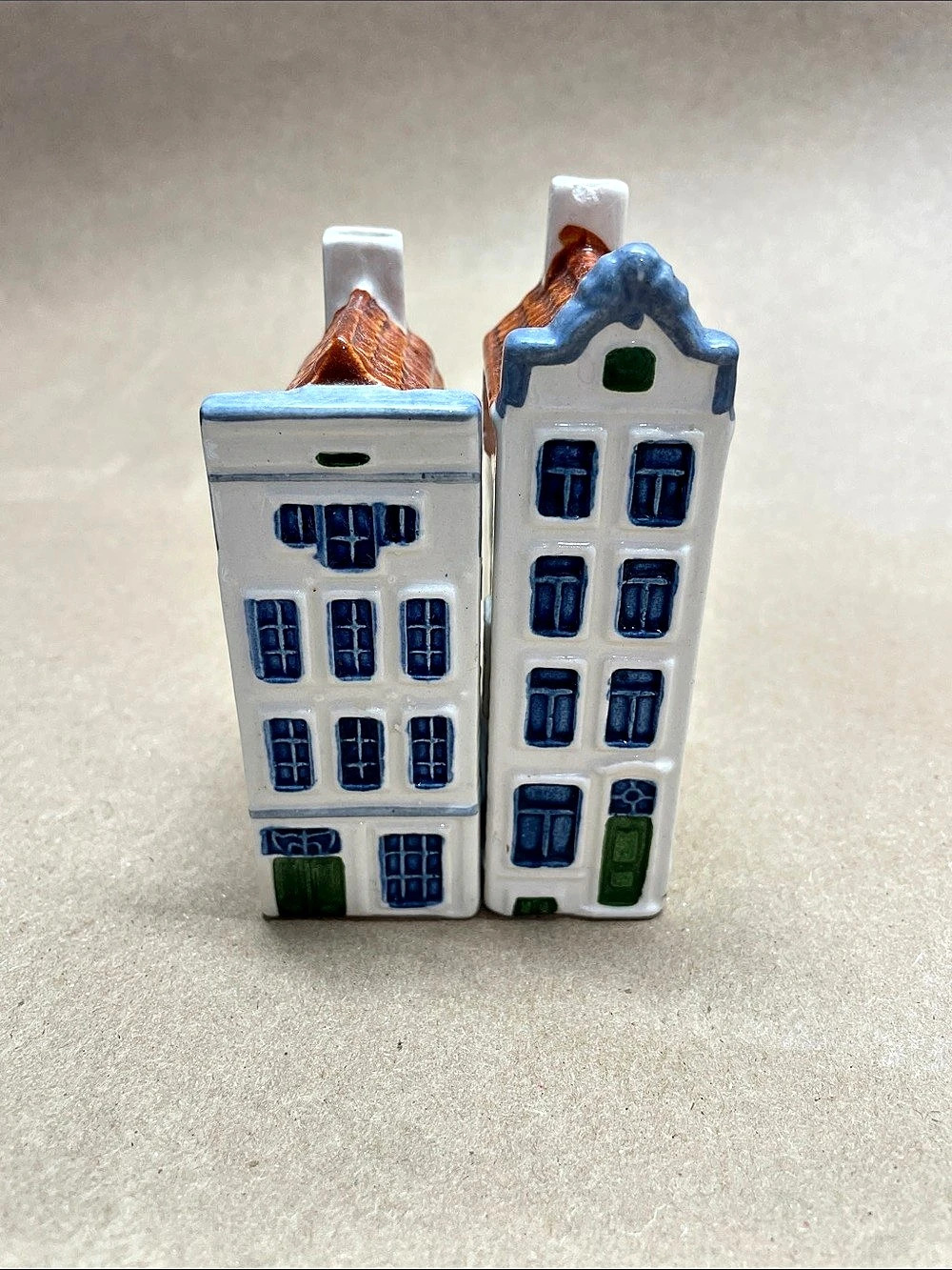Amsterdam KLM Delft Blue Houses Delft Houses Set of 2 White & Blue